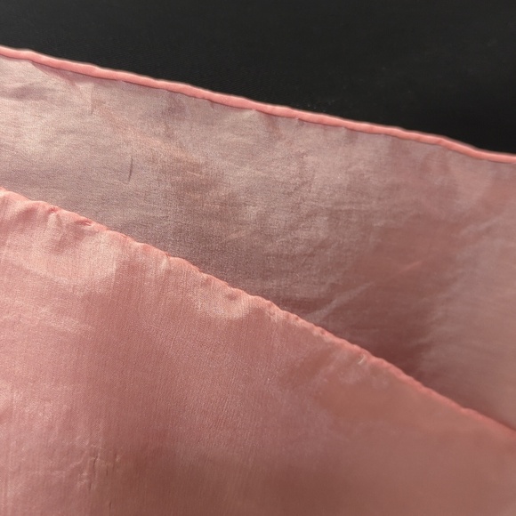 Elegant Pink Floral Scarf with Luxurious Rolled Hem - Picture 2 of 9